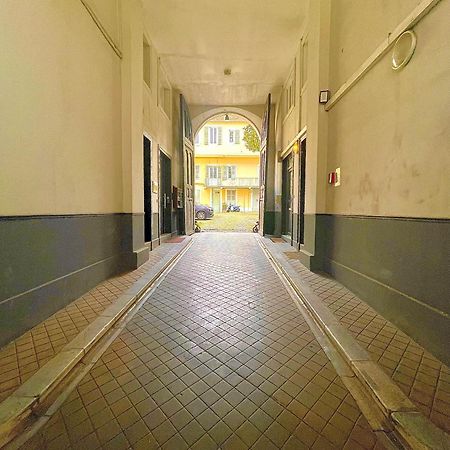 Appartement Tiny Stud à Pau Extérieur photo